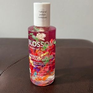 💐NEW: Blossom natural polish remover infused with real flowers, Lavender scent.